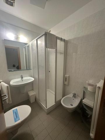 Triple Room image 2