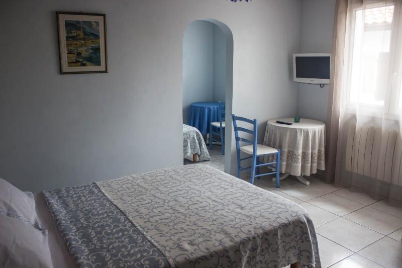Triple Room image 4