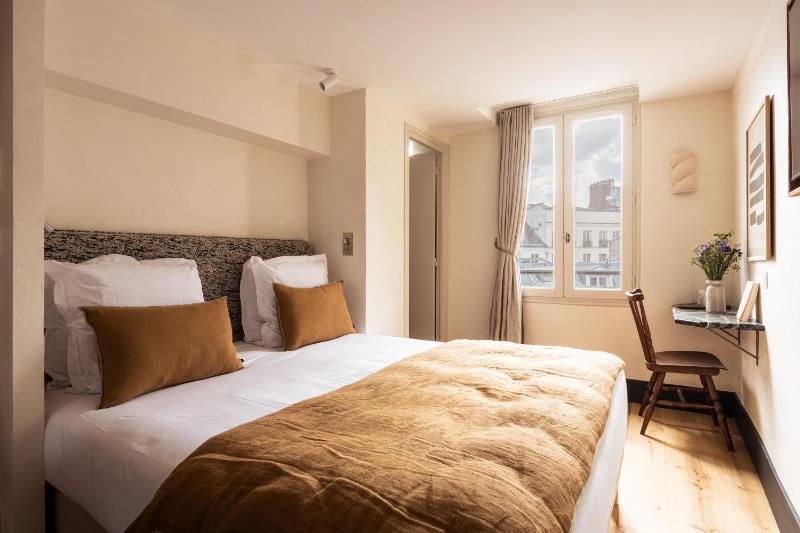 Double Room with Shower image 1