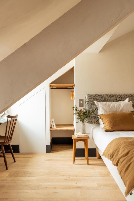 Junior Suite image 1