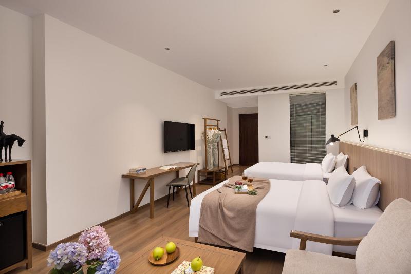 Pandora's Hilltop House Resort - image 30