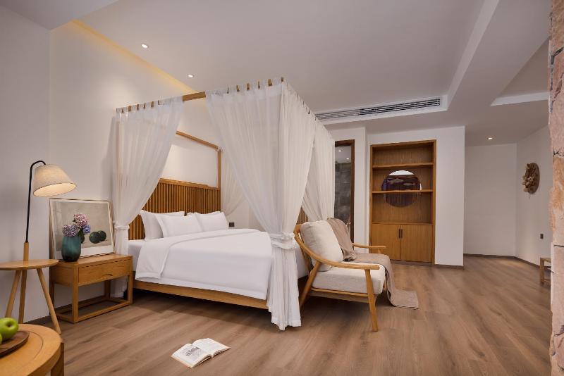 Pandora's Hilltop House Resort - image 33