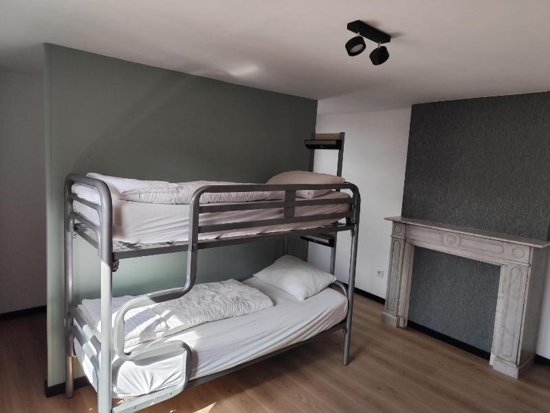 Quadruple Room with Private Bathroom image 1