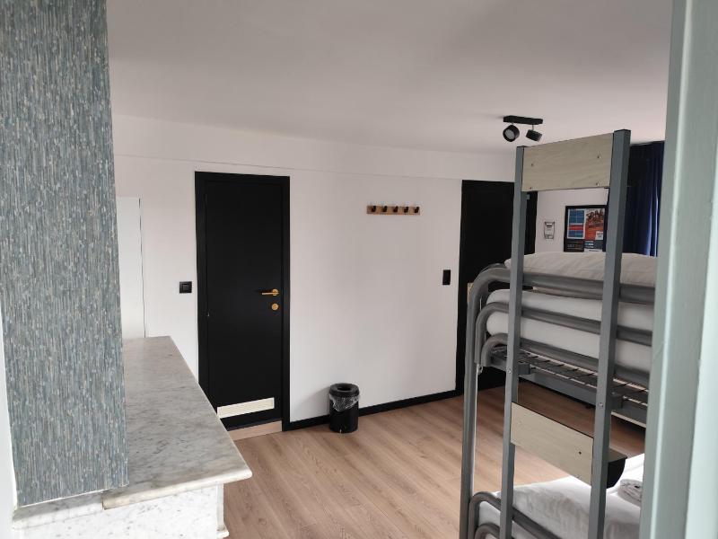 Quadruple Room with Private Bathroom image 4