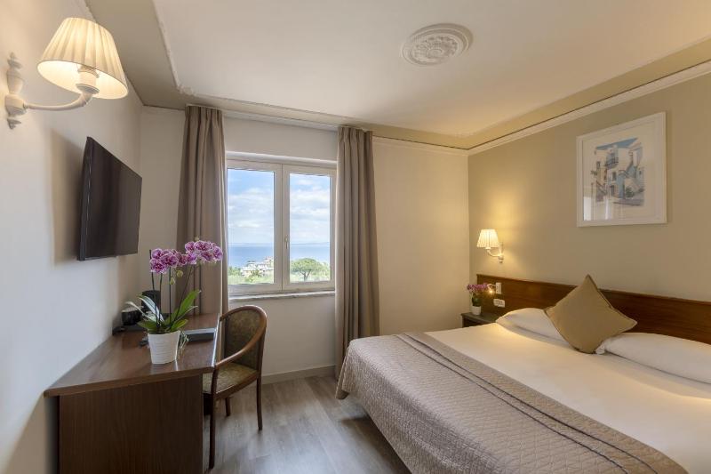 Double or Twin Room image 1