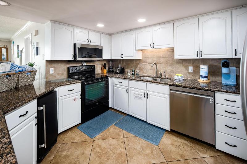 Nautilus 1604 - Gulf Front 2 BR 2 BA - 6th Floor - image 37