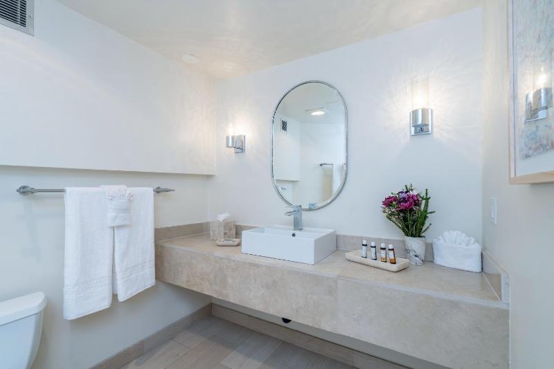 Ice House 305 by Exceptional Stays - image 9
