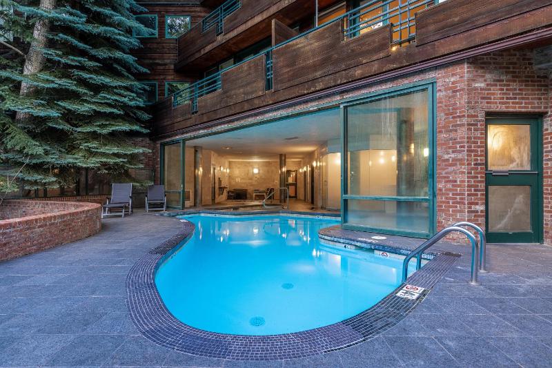 Ice House 305 by Exceptional Stays - image 3