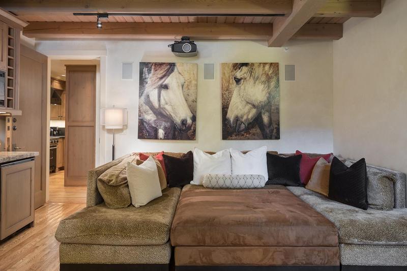 River Bliss by Exceptional Stays - image 16