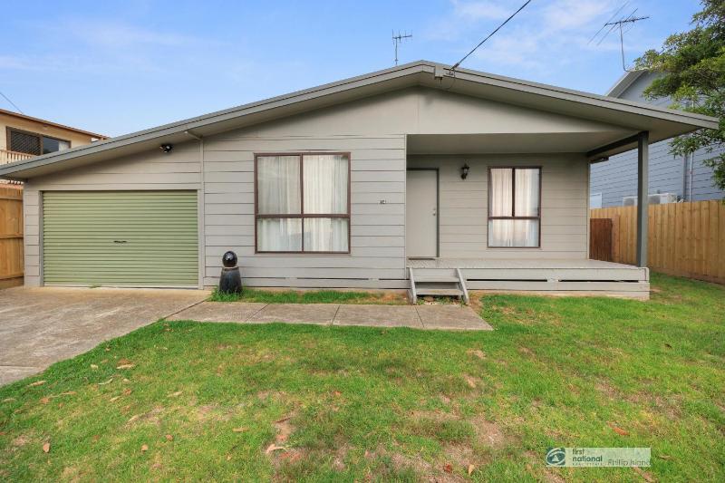 14 Lansell Road Cowes - image 1