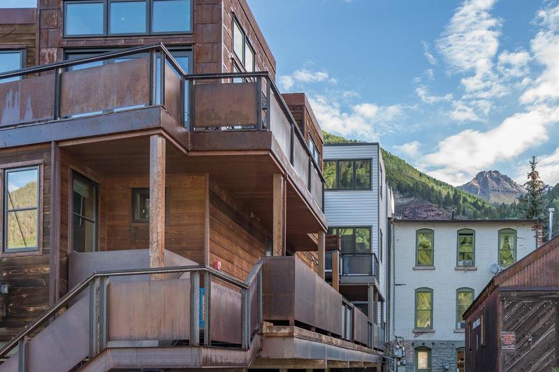 Skyline at Meribel by Exceptional Stays - image 2