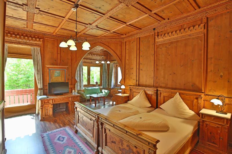 Superior Double or Twin Room image 3