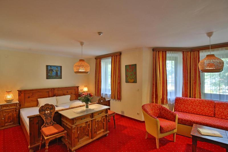 Superior Double or Twin Room image 4