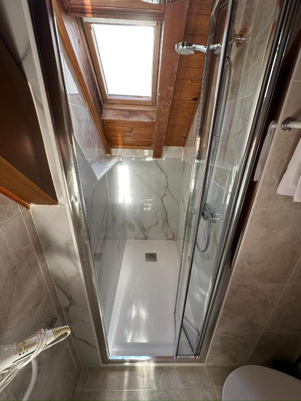 Superior Double Room image 3