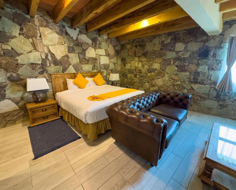 Tierra Adentro Hotel Fashion Grill & Spa - image 6