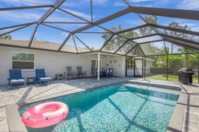 Silver Palm Retreat - image 41