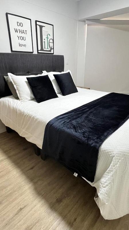 Miraflores Deluxe - image 12