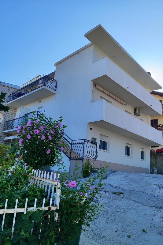 Apartments with parking space Stobrec Split - 24425 - image 19