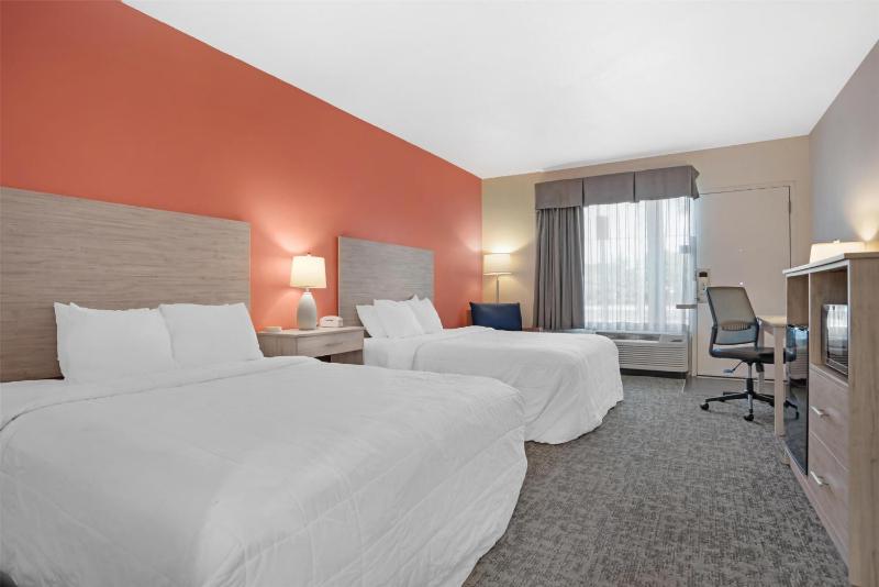Best Western Navarre Waterfront - image 11