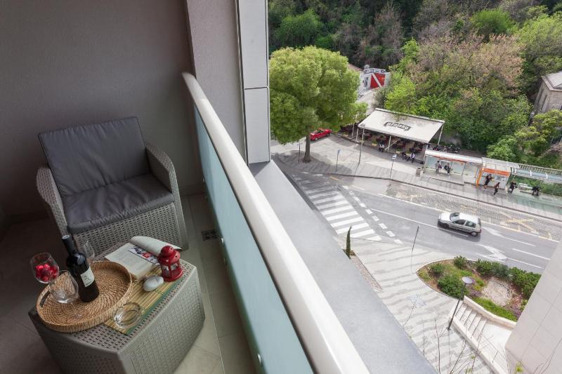 Apartment image 3
