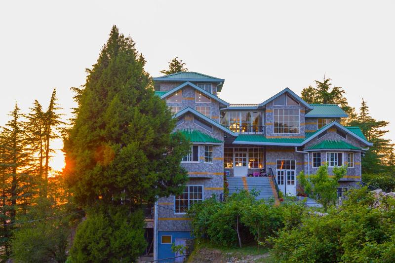 Alaya Stays Hill Top Farmstead Heritage 3BHK Villa - image 1