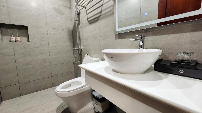 Trung Đông Hotel - image 30