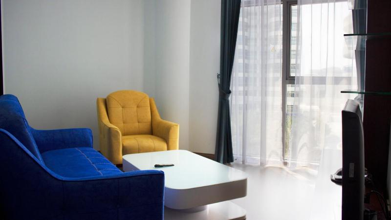 Deluxe One-Bedroom Apartment City View image 1
