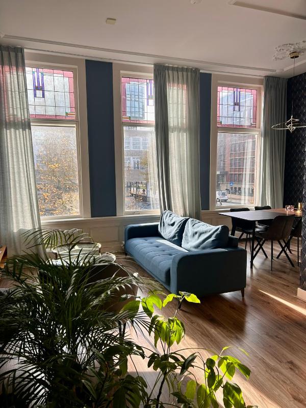 Apartement City Centre with roof terrace and parking with additional costs - image 1