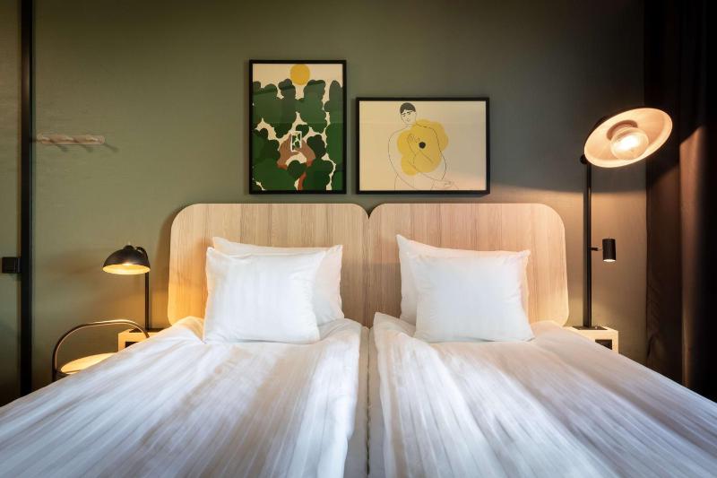 Standard Twin Room with Sauna image 3