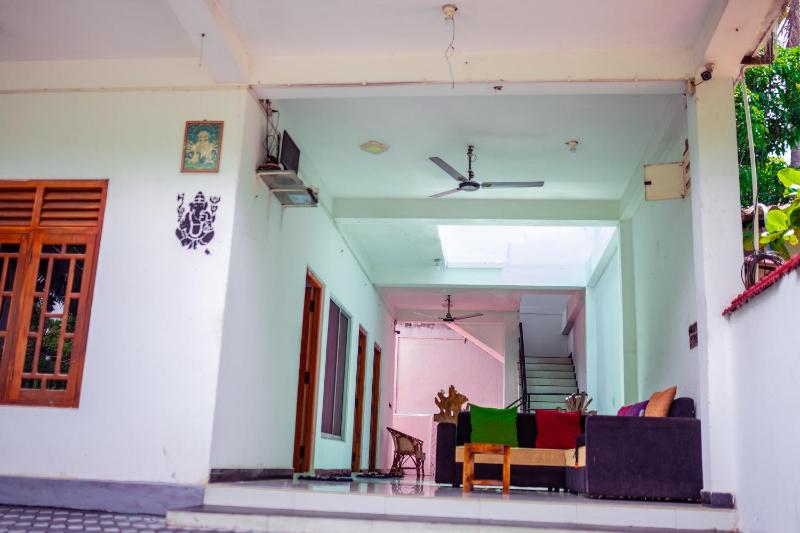 Hilton Cottage - image 23