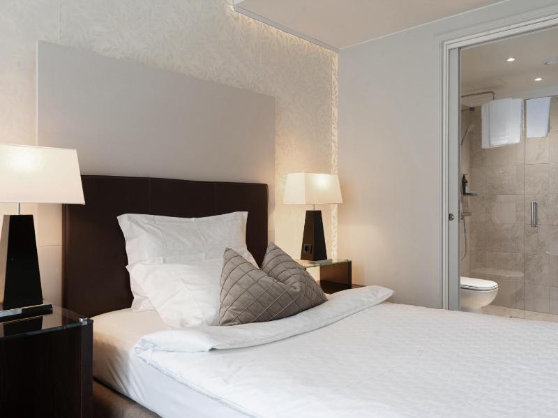 Standard Single Room image 4
