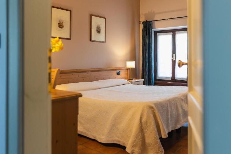 Double or Twin Room image 2