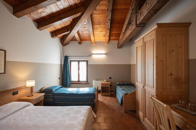 Quadruple Room image 4