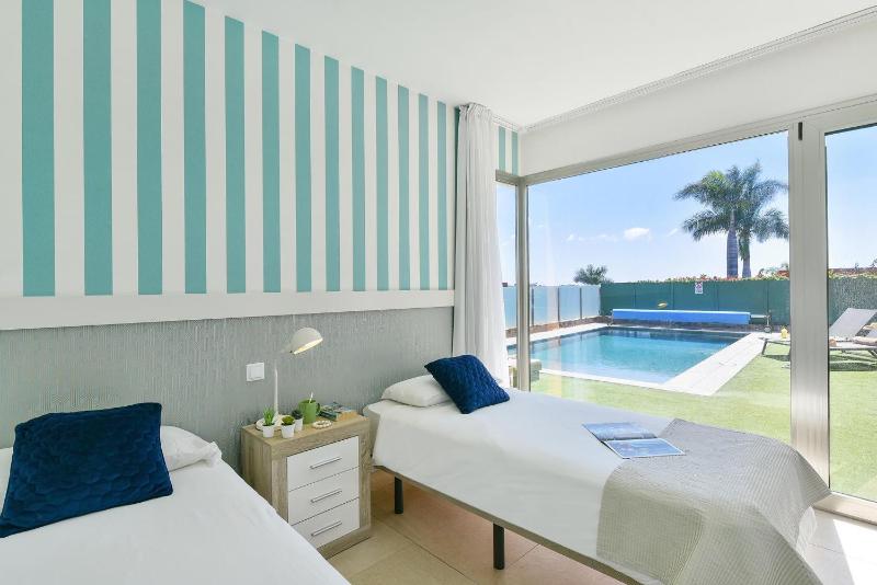 Two-Bedroom Villa (6 Adults) image 4