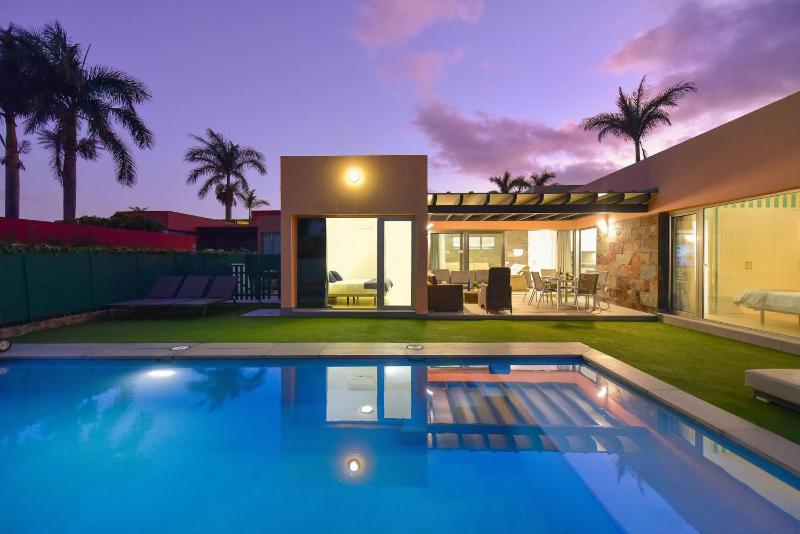 Two-Bedroom Villa (6 Adults) image 2