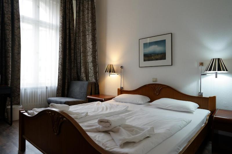 Triple Room image 4