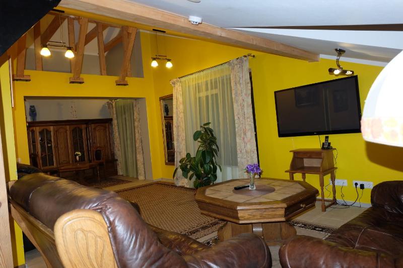 Honeymoon Suite image 2
