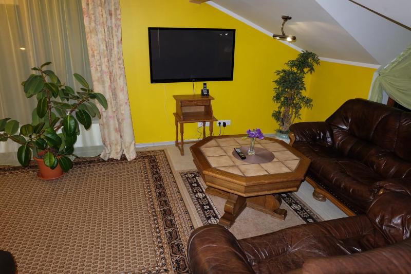 Honeymoon Suite image 3