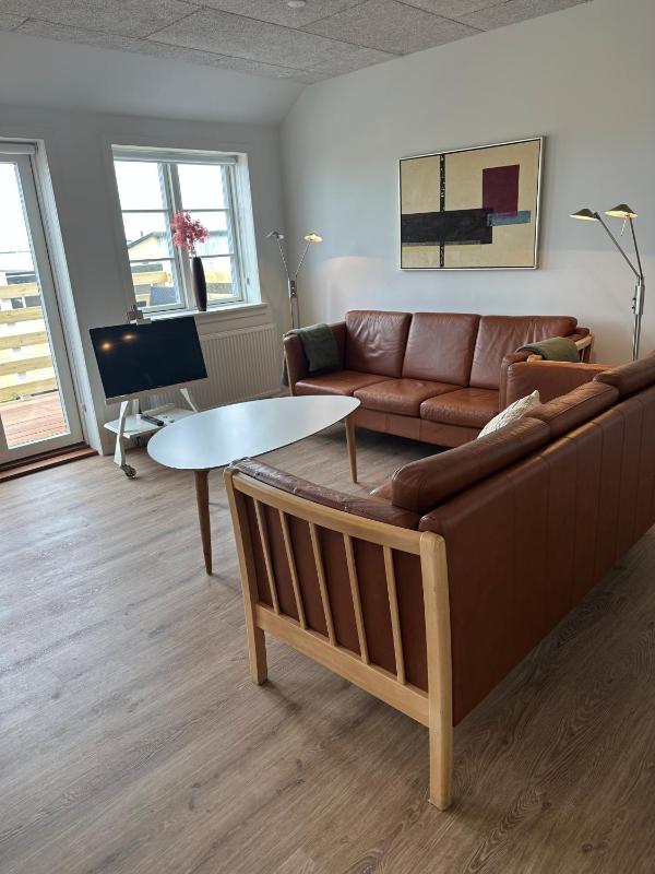 Three-Bedroom Apartment image 4