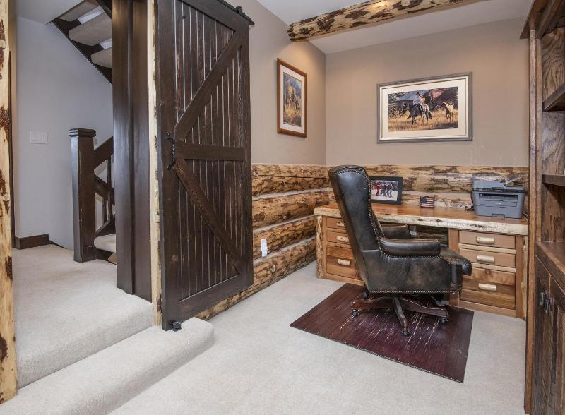 Meadows S2 townhouse - image 15