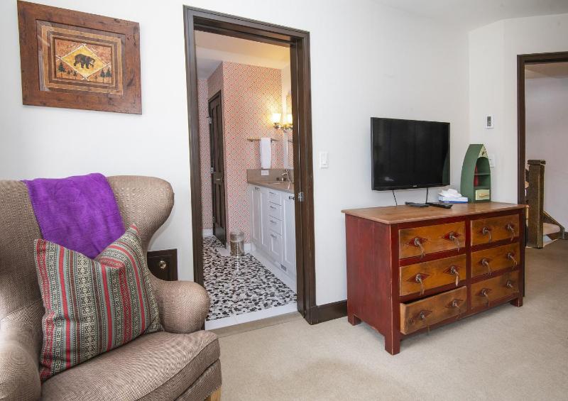 Meadows S2 townhouse - image 27