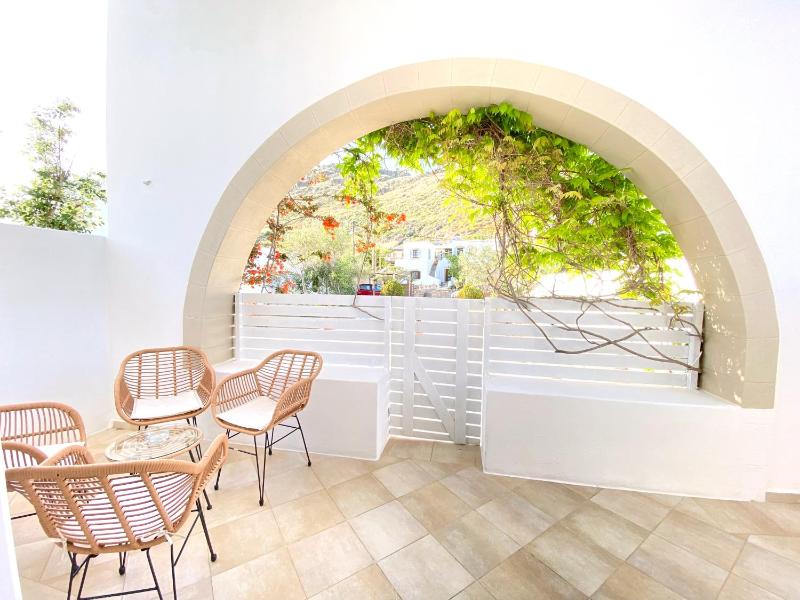 Apartment with Garden View image 2