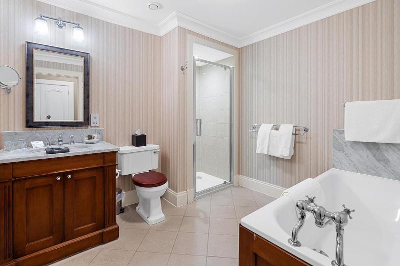 Superior Double or Twin Room image 2