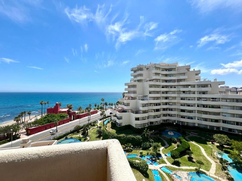 Large Apartment Side Sea View Benalbeach - image 8