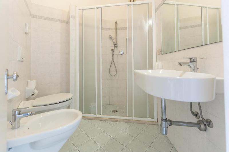 Classic Quadruple Room image 1