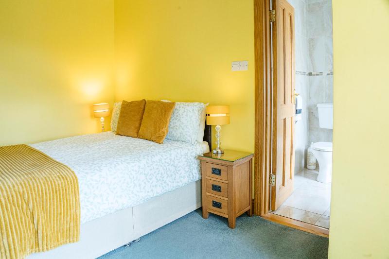 Deluxe Double Room image 1