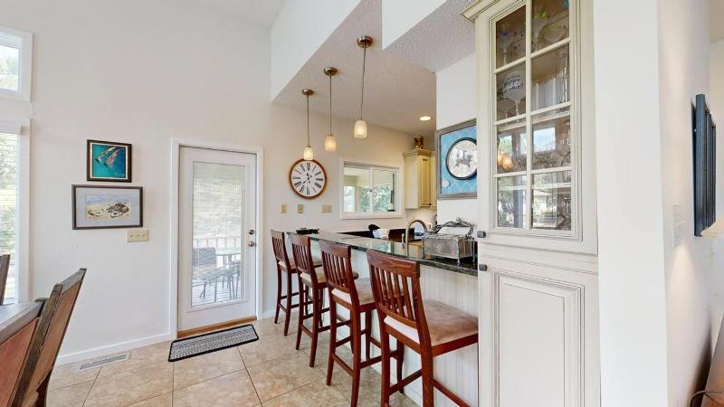 7609 Huntington Villas - image 33