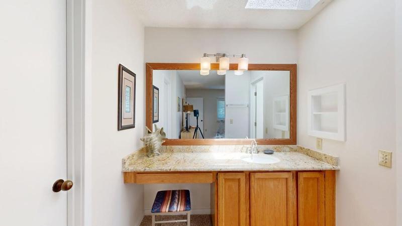 7609 Huntington Villas - image 6
