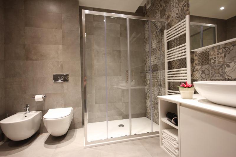 Executive Two-Bedroom Apartment image 3