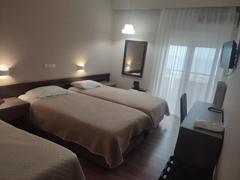 Triple Room image 2